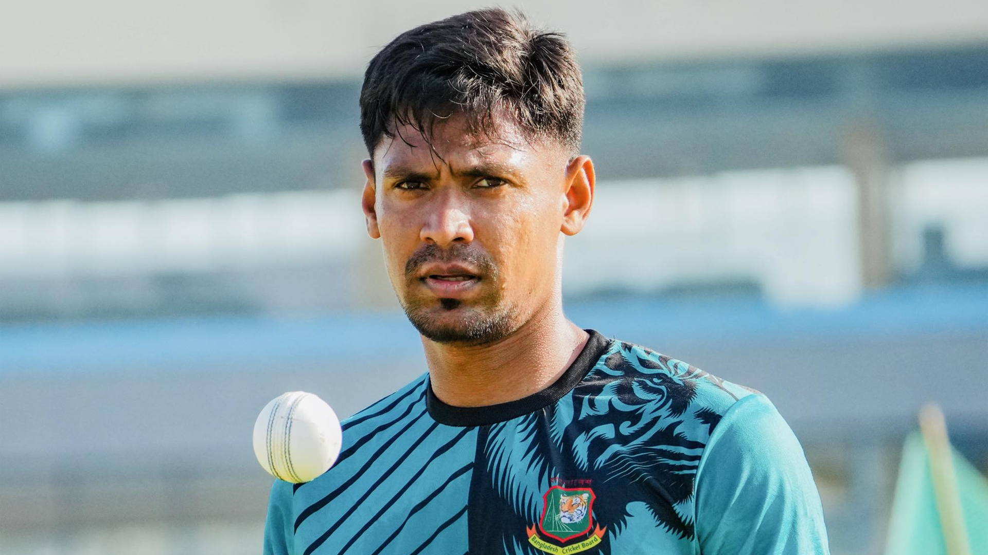 সমস্যায় পড়লে প্রতিক্রিয়া তো হবেই